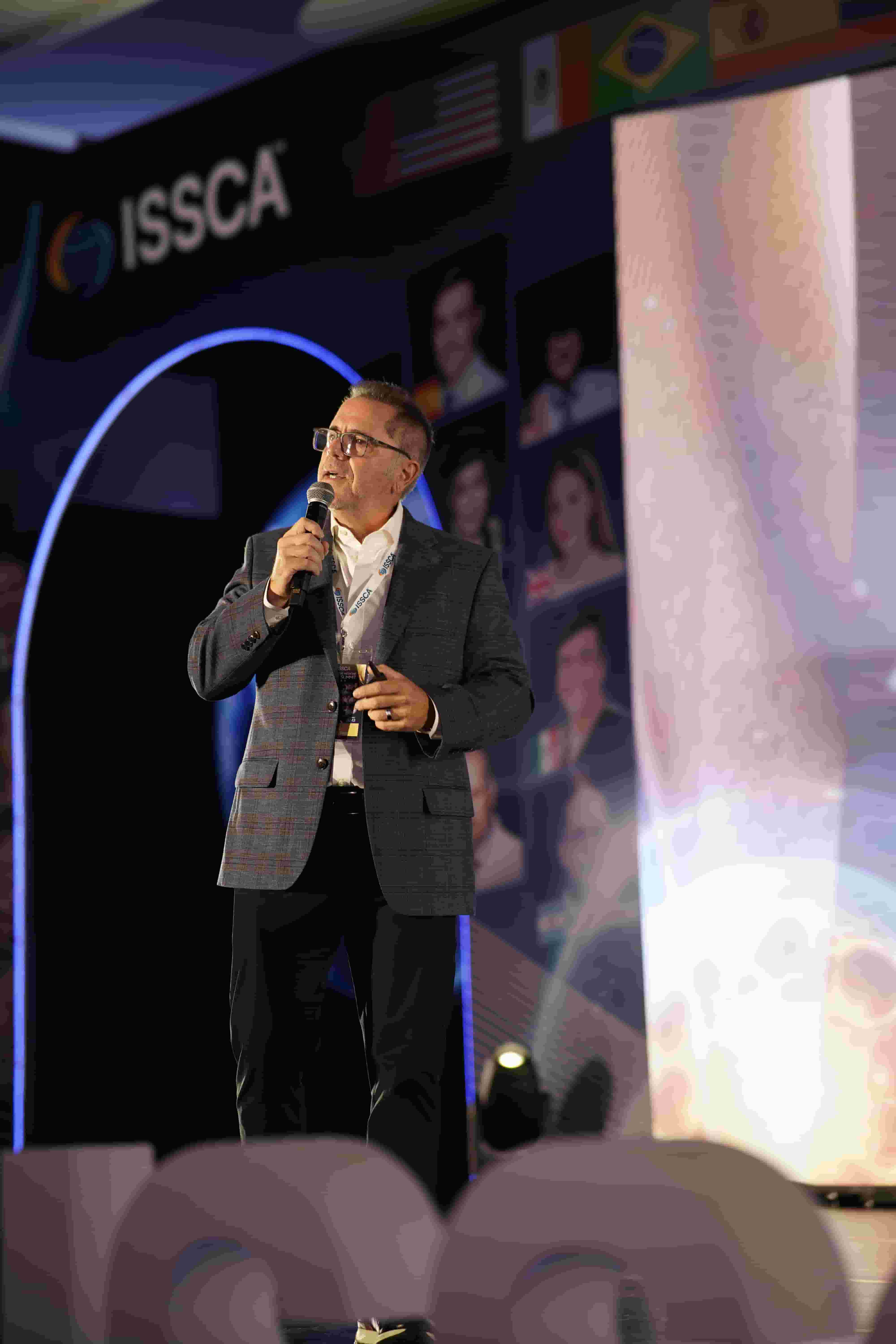 Dr. Rafael González, PhD